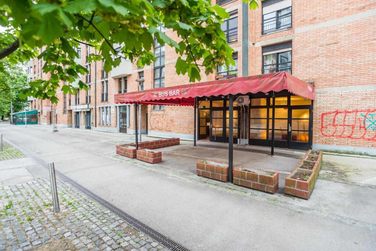 Apartma N'Poznam Ljubljana Luaran gambar